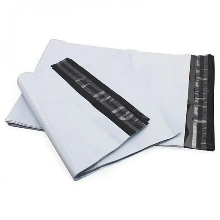 Plic Curierat Standard Dimensiuni 400 x 500 mm, Clapeta 50 mm, Culoare Alb / Negru, Buc / Pachet 100-Plicuri Si Pungi Curierat