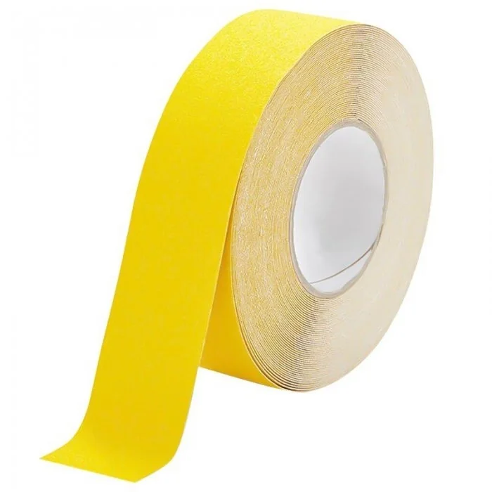 Banda Antiderapanta Reutilizabila Lungime 18.3 m, Latime 100 mm, Culoare Negru / Galben, Buc / Pachet 10-Benzi Adezive Antial...