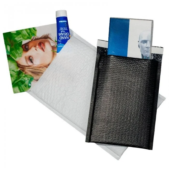 Plicuri Cu Bule Din Polietilena Poly Bubble Lungime 350 mm, Latime 240 mm, Clapeta 50 mm, Culoare Alb, Buc / Pachet 2240-Plic...